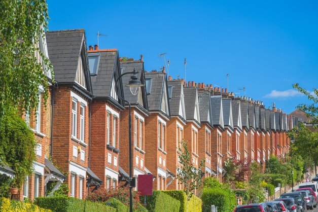 £700,000 mortgage for first-time buyers with 10% deposit 